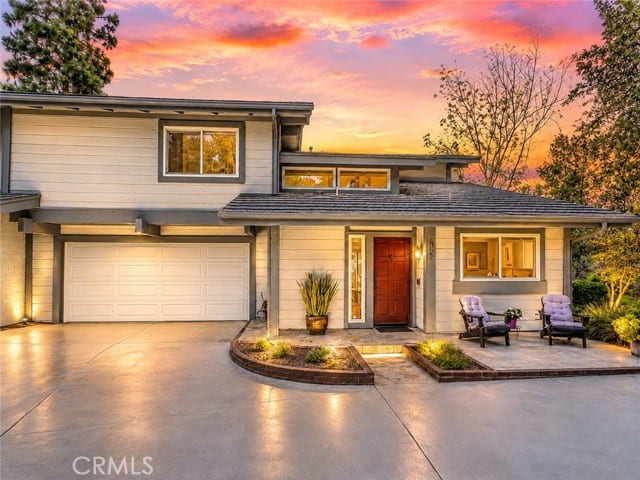 7300 East Singingwood