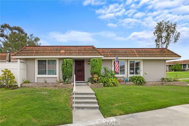 23426 Via San Pablo