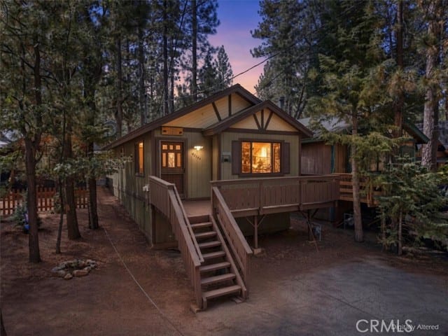 42587 Cedar