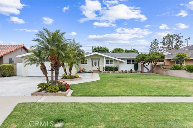 3142 West Glen Holly Drive