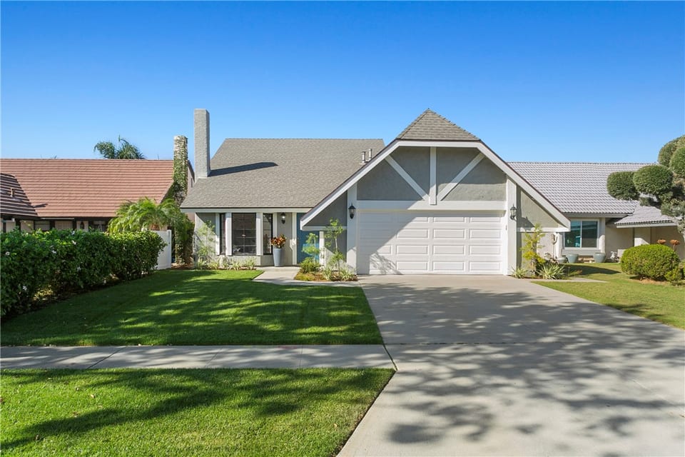 1251 North Amelia Street