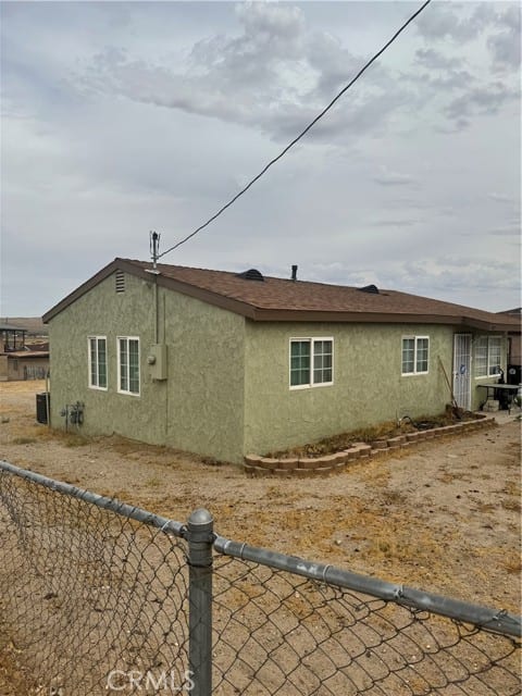 1407 Riverside