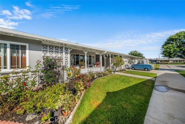 13981 El Dorado, 65K, Seal Beach, CA 90740