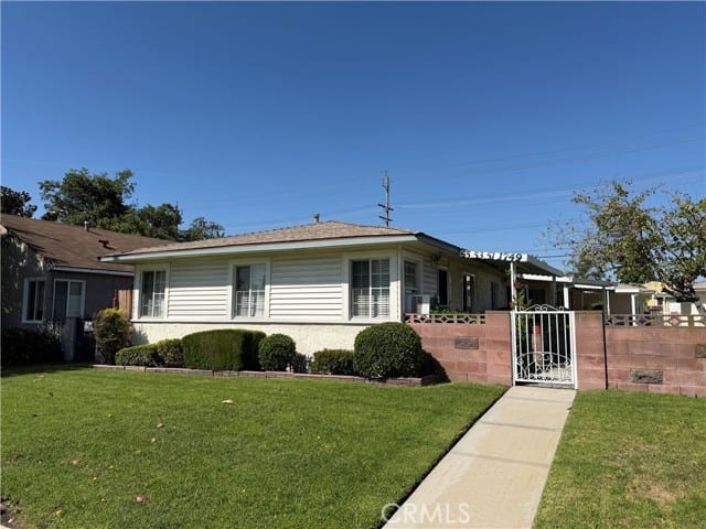 1749 North Hollywood