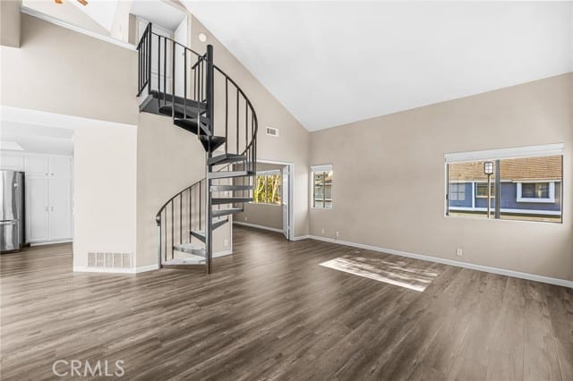 5 Abbey Lane