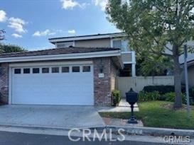 915 South Ridgecrest Circle