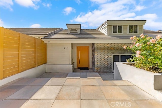 411 Woodcliffe, Pasadena, CA 91105