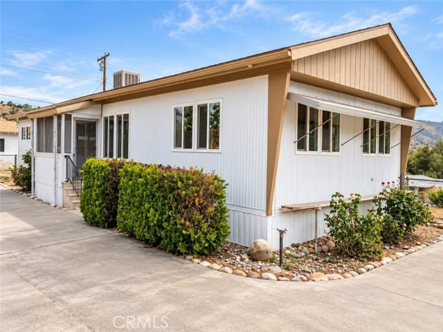 114 Salaine Drive