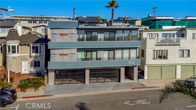 1702 Hermosa Avenue