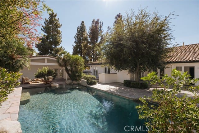 8202 Rhea Avenue, Reseda, CA 91335