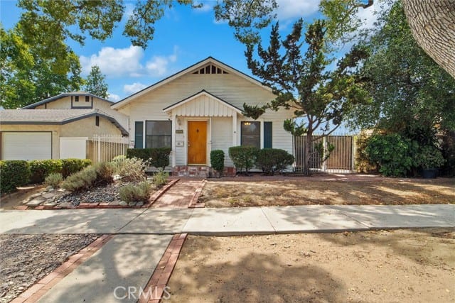 1005 North Alameda