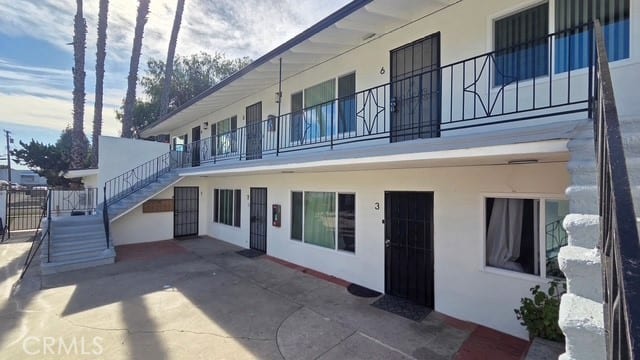 1803 West Sumac