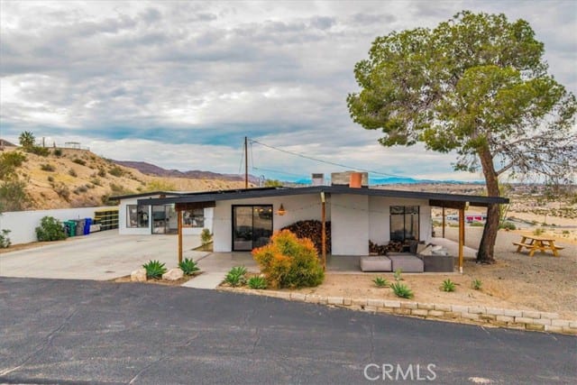 73081 29 Palms