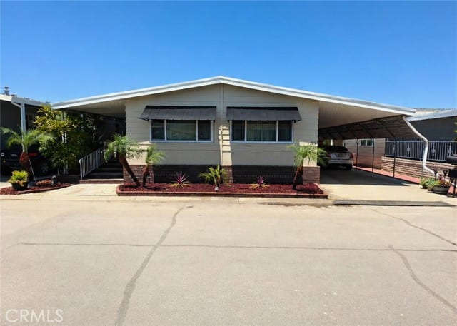 1400 South Sunkist