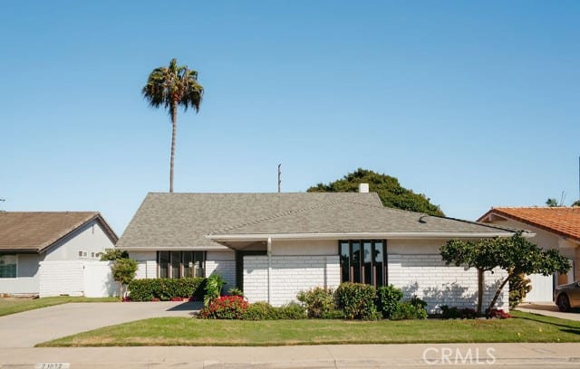 21072 Amberwick, Huntington Beach, CA 92646