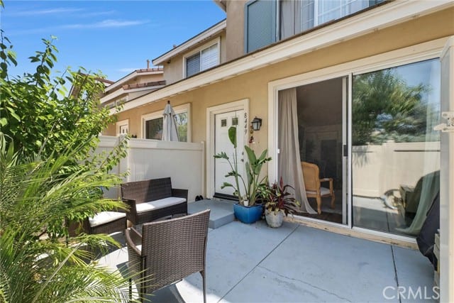 8449 East Arrowhead Way, Anaheim Hills, CA 92808