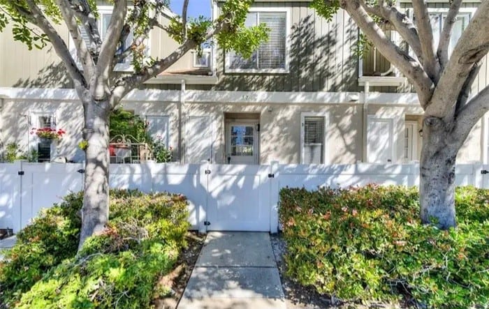 37 Abbeywood