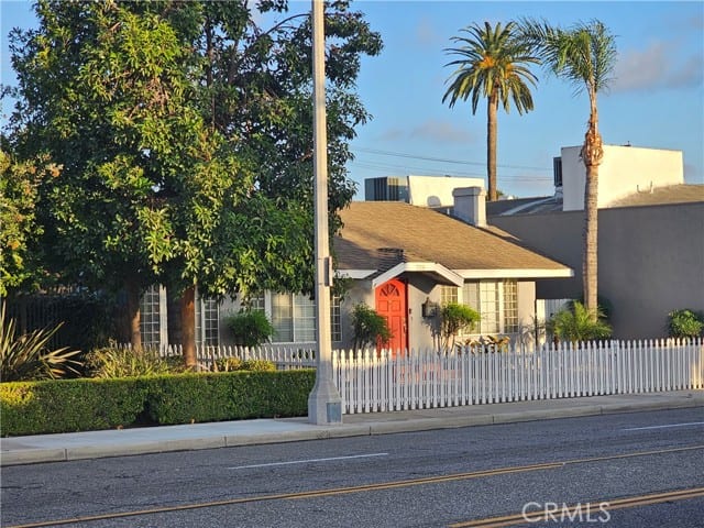 708 North Harbor Boulevard, Fullerton, CA 92832