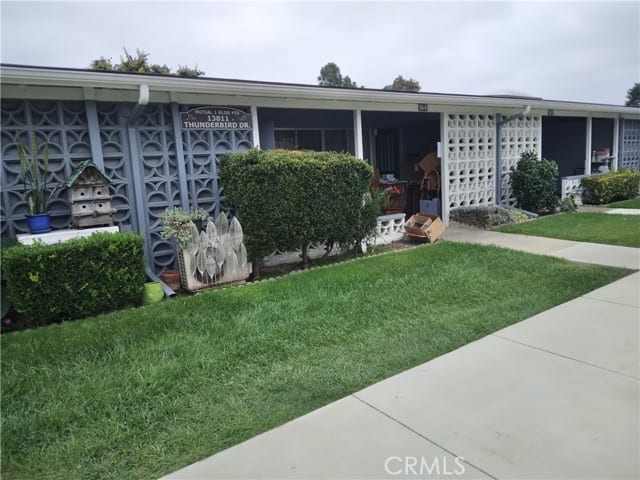10811 Thunderbird Dr