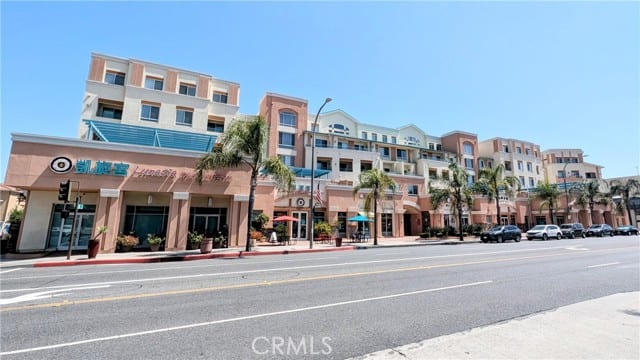 580 West Main Street
