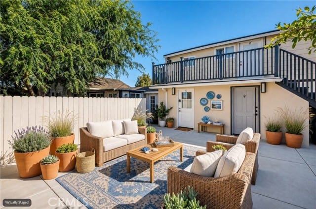 2653 Santa Ana