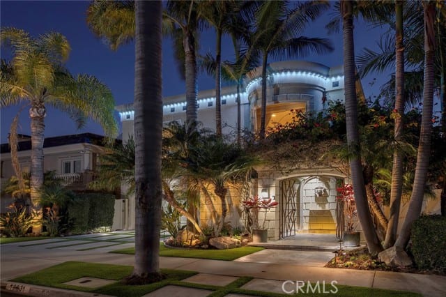 16631 Carousel, Huntington Beach, CA 92649