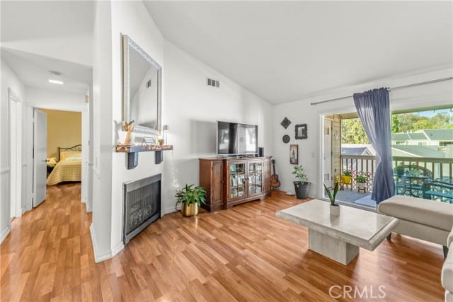 6210 Hartford Road, 201, Yorba Linda, CA 92887