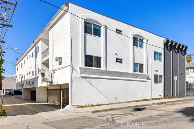 1063 Justin Avenue, Glendale, CA 91201