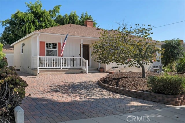 648 Tufts Avenue