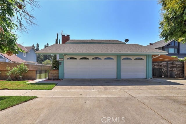 2552 East Elsiena Way