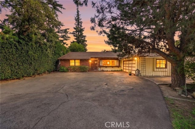 36 East Longden Avenue, Arcadia, CA 91006