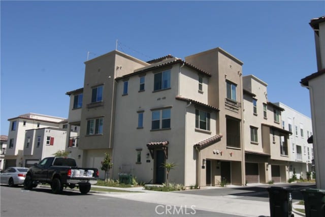 650 S. Motif Street