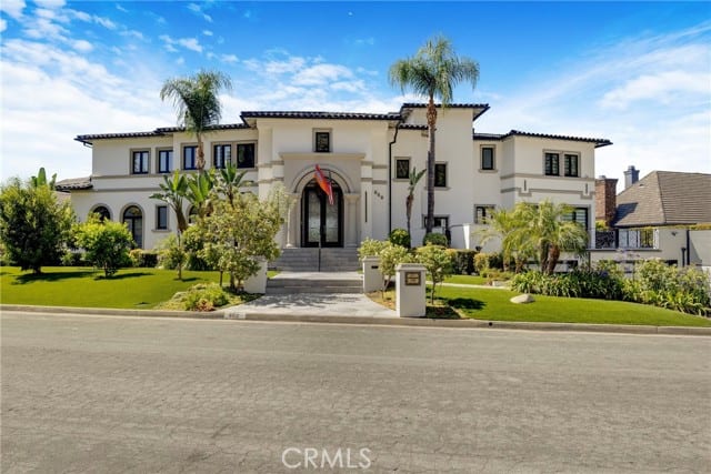 860 Greenridge Drive, La Canada Flintridge, CA 91011