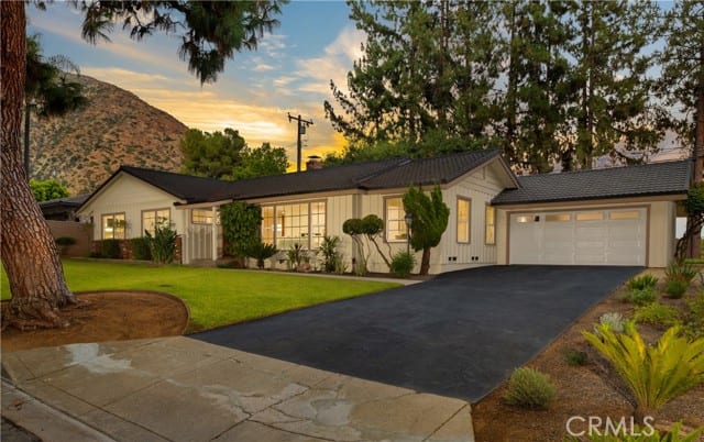 2208 Highland Vista Drive