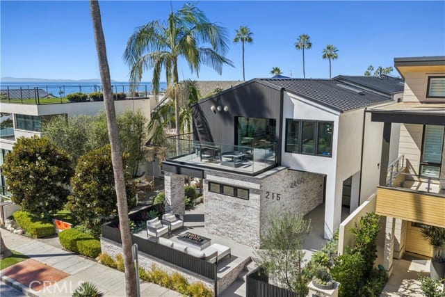 215 Goldenrod, Corona del Mar, CA 92625