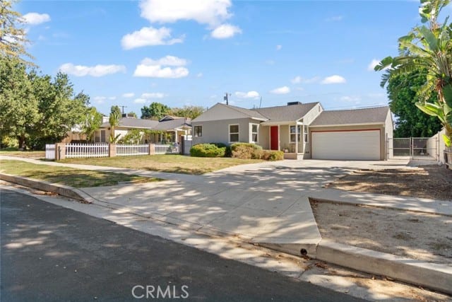 8944 Darby Avenue, Northridge, CA 91325