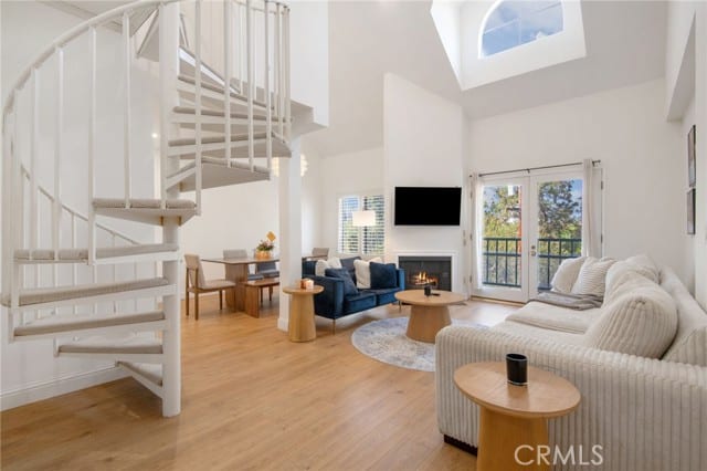 13220 Valleyheart Drive, 305, Studio City, CA 91604