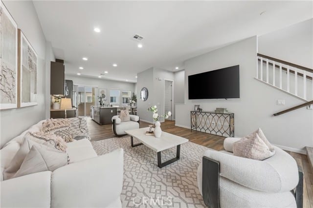 721 Manhattan Dr, 74, Brea, CA 92821