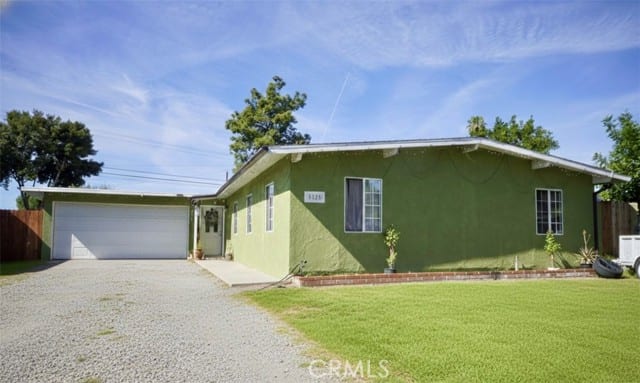 5825 North Orangecrest
