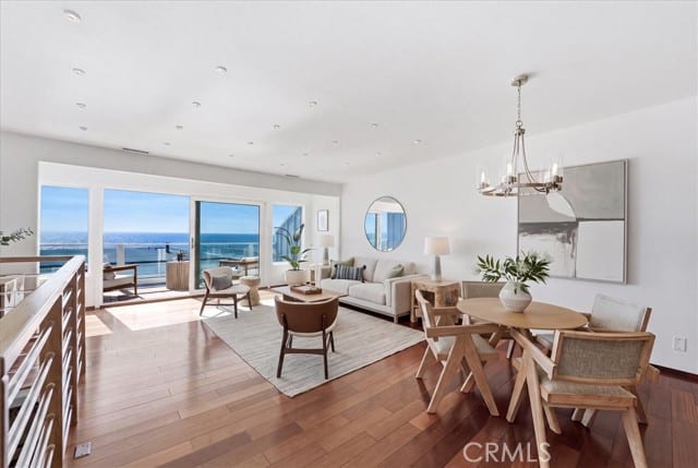 320 Paseo De La Playa #E, Redondo Beach, CA 90277