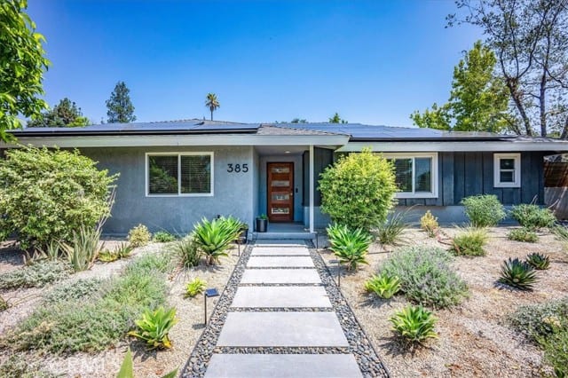 385 East Mendocino Street