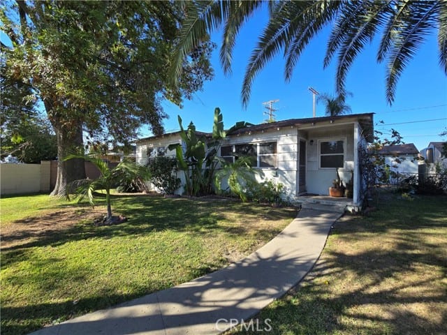 1507 West La Palma Avenue