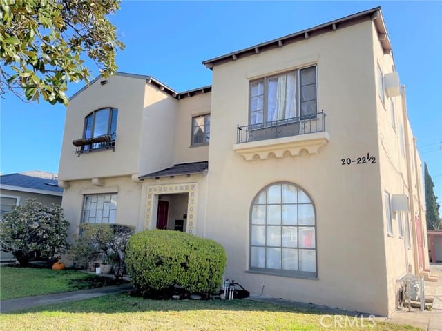 22 North Bushnell Avenue