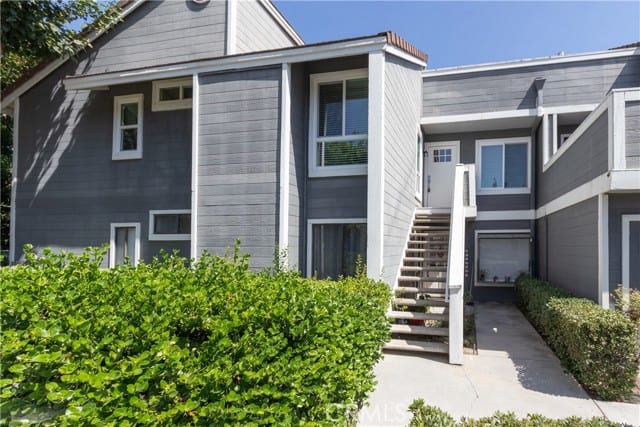 37 Clover Ln