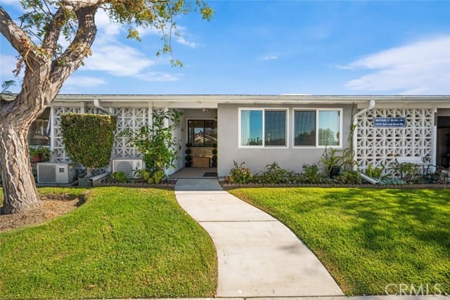1312 Golden Rain Road, 67i, Seal Beach, CA 90740