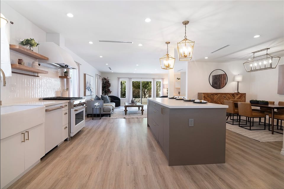 2826 North Keystone, Burbank, CA 91504