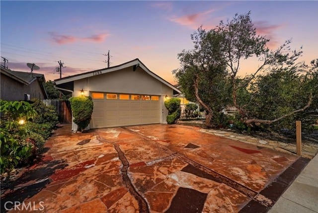 1288 Londonderry Street, Costa Mesa, CA 92626