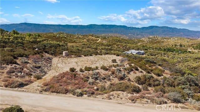 40300 Crazy Horse Canyon Road