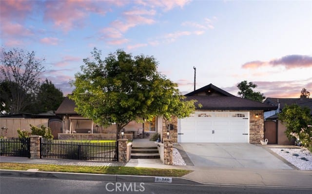 840 East Glendora Avenue, Orange, CA 92865