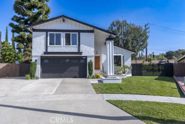 116 North Wade Circle